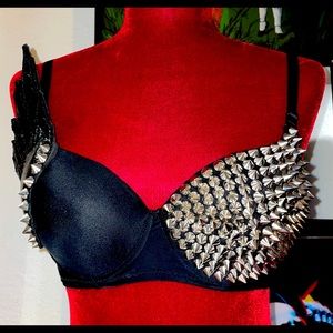 Charmian Fashion 32A cup Punk Rock Rivets Wing Bra